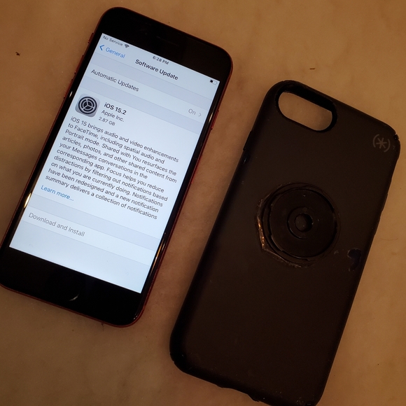 Apple iPhone SE 2020 64GB T-mobile - Picture 5 of 7